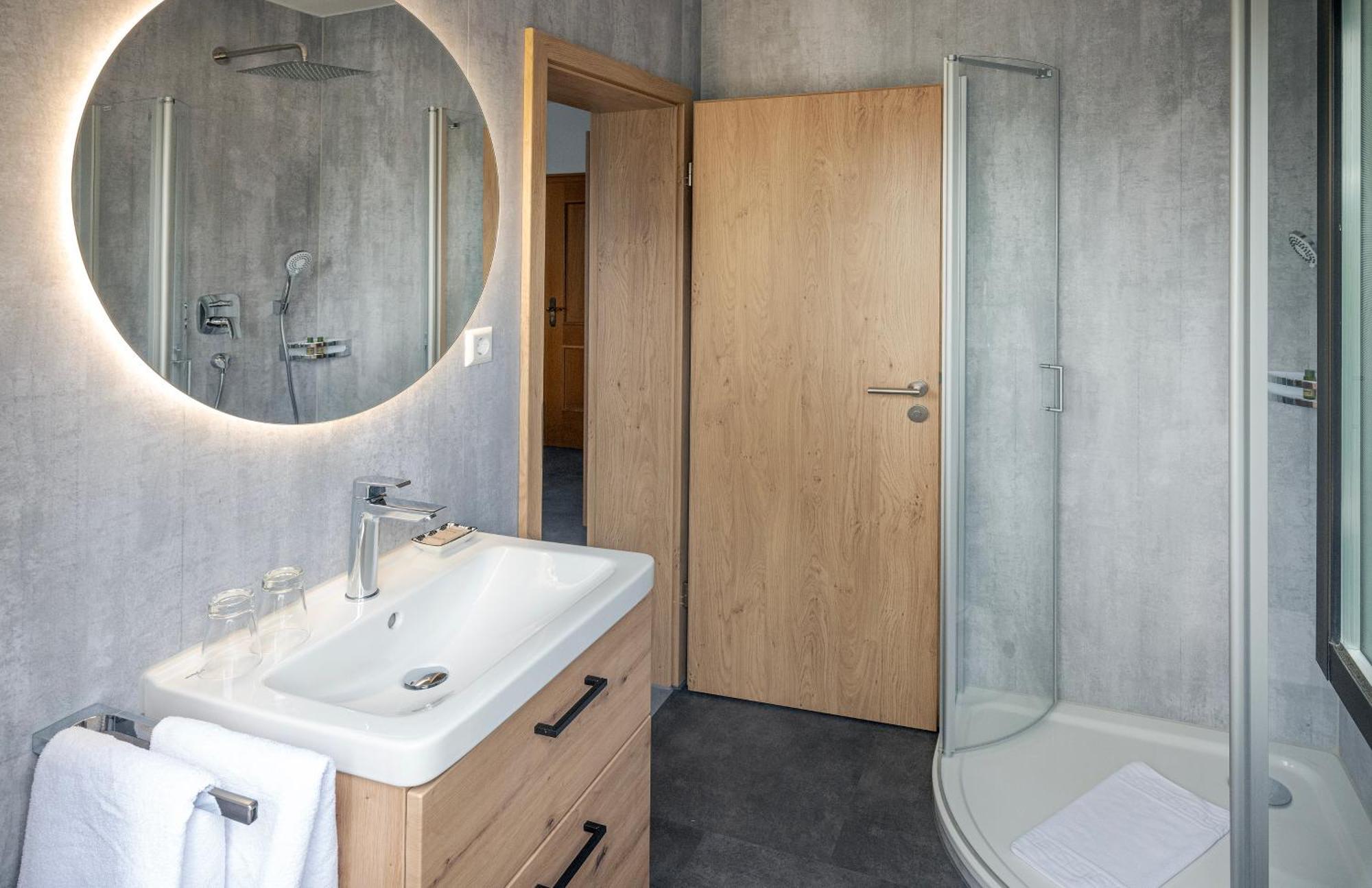 Hotel Seestern Wasserburg Dış mekan fotoğraf